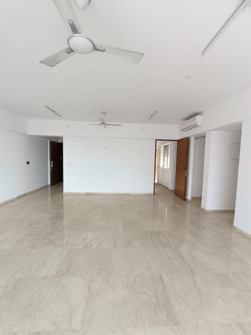 Room in 3.5 BHK Apartment at Lodha Belmondo, Gahunje – for Rent