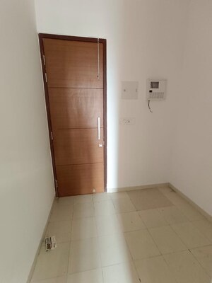 Room in 3.5 BHK Apartment at Lodha Belmondo, Gahunje – for Rent