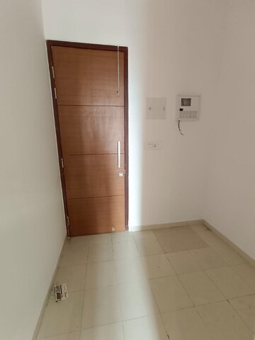 Room in 3.5 BHK Apartment at Lodha Belmondo, Gahunje – for Rent