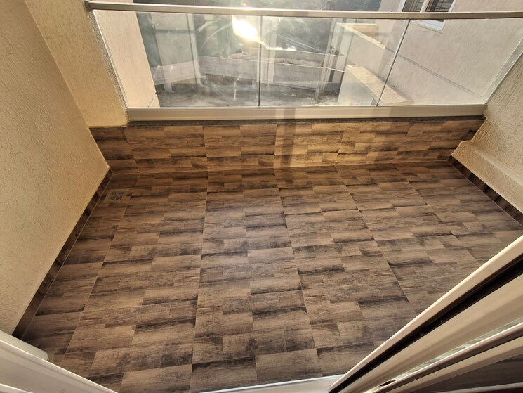 Balcony, venkatesh-skydale-phase-2 3 Bedroom 1800 Sq.Ft. Apartment In Sinhagad Road Pune 9575153