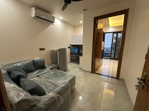 Living Room in 1 BHK Builder Floor at Sector 52 – for Rent