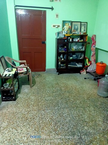 Room in 2 BHK Apartment at Naktala – for Sale
