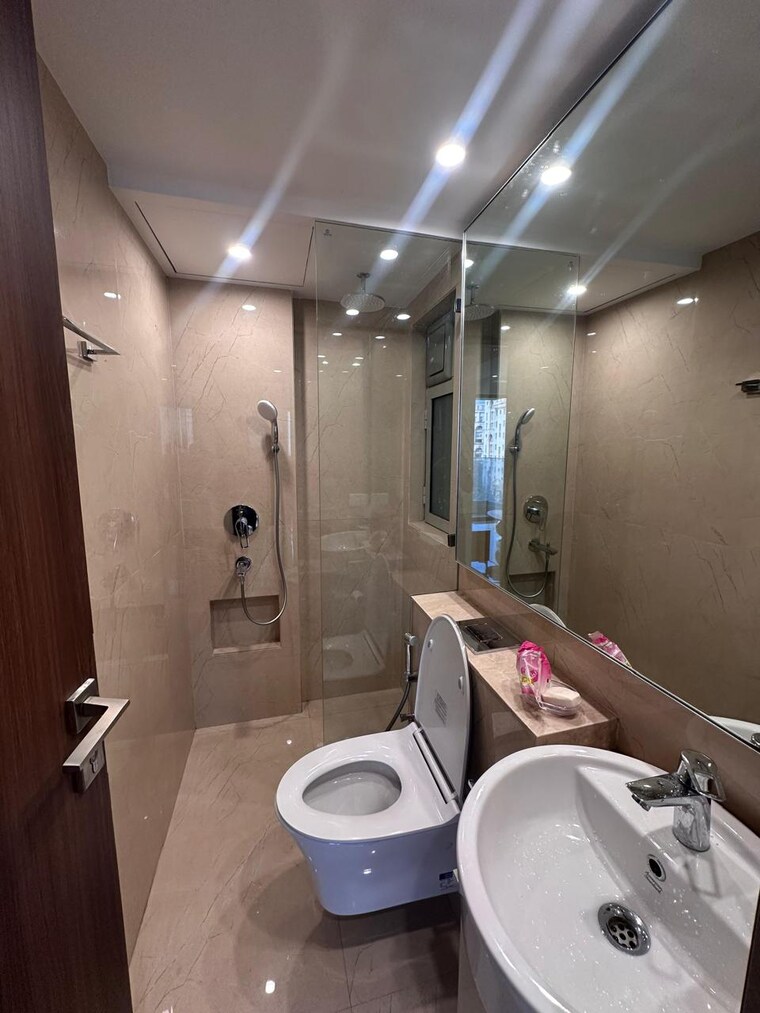 Bathroom, hiranandani-highland 2 Bedroom 594 Sq.Ft. Apartment In Powai Mumbai 9575136