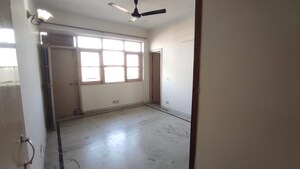Room in 3 BHK Apartment at Basera Apartment Gurgaon, Sector 56 – for Rent