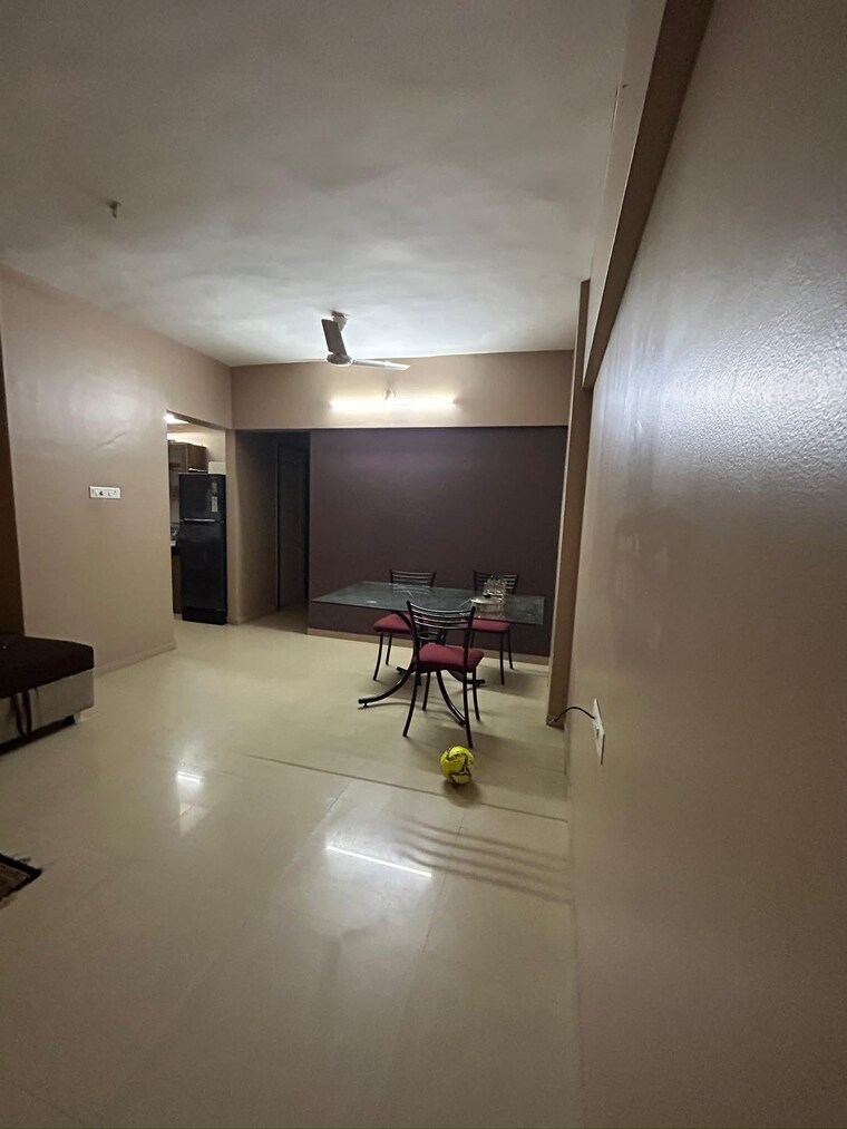 Room, viman nagar 2 Bedroom 950 Sq.Ft. Apartment In Viman Nagar Pune 9575231
