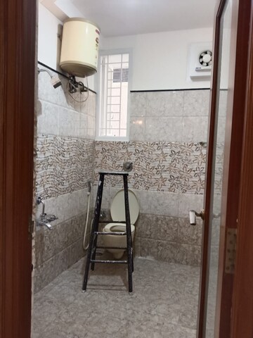 Building Lobby in 3 BHK Builder Floor at Jayanagar – for Rent