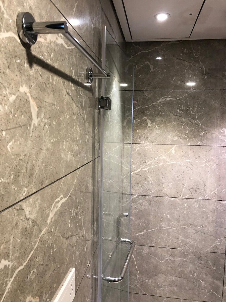 Balcony, oberoi-realty-esquire 4 Bedroom 2053 Sq.Ft. Apartment In Goregaon East Mumbai 9575198