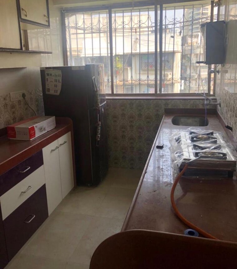 Kitchen, bandra west 1 Bedroom 500 Sq.Ft. Apartment In Bandra West Mumbai 9575199