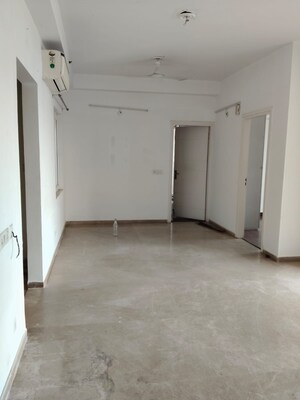 Room in 2 BHK Independent House at Sector 17 – for Rent