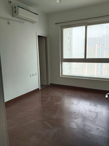 Room in 2 BHK Independent House at Sector 17 – for Rent