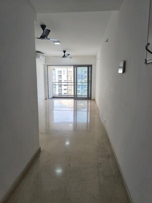 2.5 BHK Apartment For Rent in Wadhwa Imperial Heights, Goregaon West