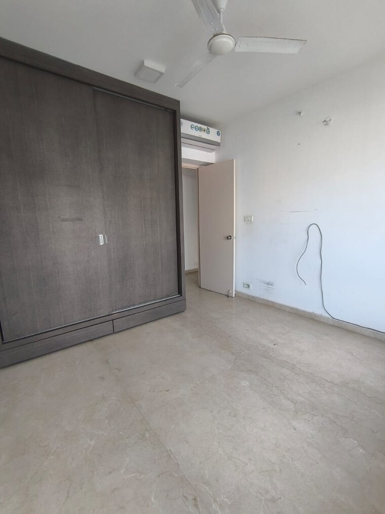 Room, wadhwa-imperial-heights 2.5 Bedroom 980 Sq.Ft. Apartment In Goregaon West Mumbai 9575297