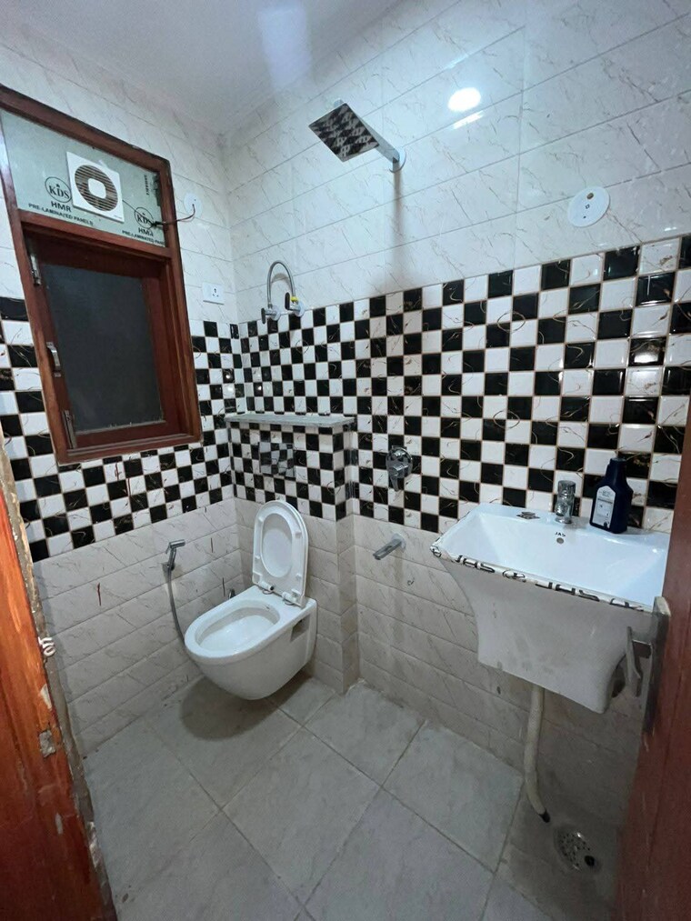 Bathroom, saket 1 Bedroom 500 Sq.Ft. Builder Floor In Saket Delhi 9575257