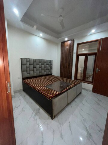 Bedroom in 1 BHK Builder Floor at Saket – for Rent