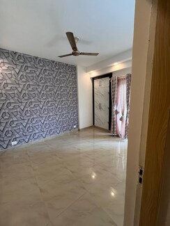 2.5 BHK + Servant Room Apartment For Sale in NCR Monarch