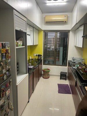 Team Area in 2.5 BHK Apartment at Oberoi Realty Woods, Goregaon East – for Rent