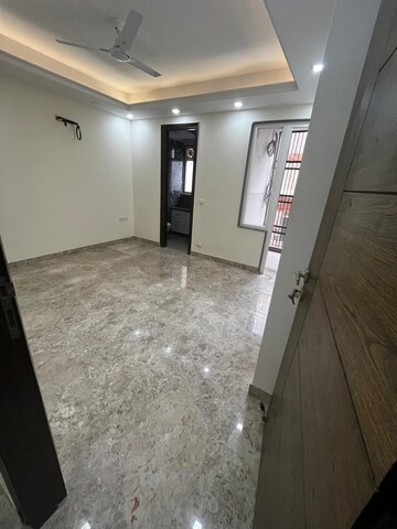 Room in 3 BHK Builder Floor at Lajpat Nagar 4 – for Sale