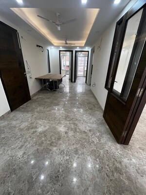 Room in 3 BHK Builder Floor at Lajpat Nagar 4 – for Sale