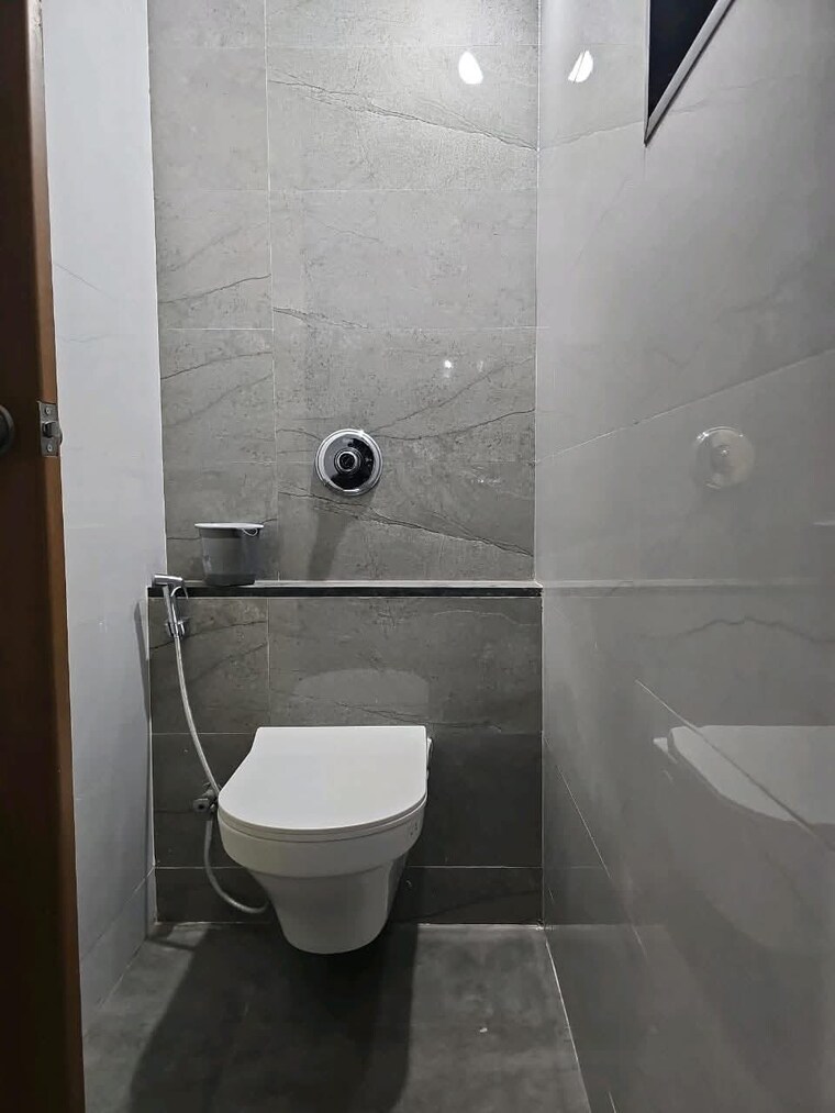 Bathroom, dhanori 2 Bedroom 950 Sq.Ft. Apartment In Dhanori Pune 9575544