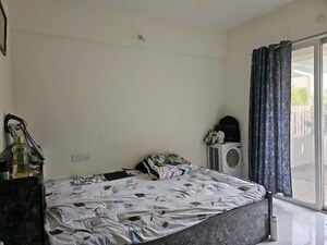 Bedroom in 2 BHK Apartment at Dhanori – for Rent