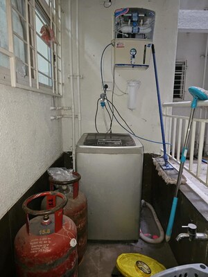 Team Area in 2 BHK Apartment at Dhanori – for Rent