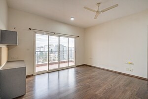 Room in 3.5 BHK Apartment at Sobha Habitech, Whitefield – for Rent