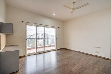 Room in 3.5 BHK Apartment at Sobha Habitech, Whitefield – for Rent