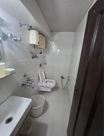 Bathroom in 1.5 BHK Apartment at Shree Nathdham Apartment, Bhayandar East – for Rent