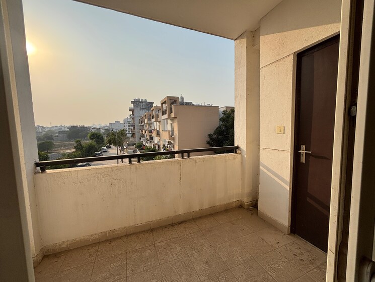 Balcony, bptp-park-elite-floor-ii 3 Bedroom 180 Sq.Yd. Builder Floor In Sector 75 Faridabad 9575600