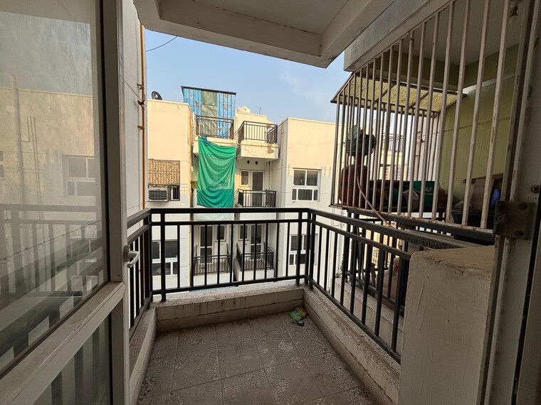 Balcony, bptp-park-elite-floor-ii 3 Bedroom 180 Sq.Yd. Builder Floor In Sector 75 Faridabad 9575600
