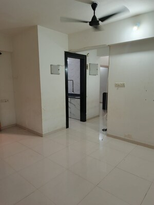 2 BHK Apartment For Rent in Piramal Vaikunth, Balkum Pada