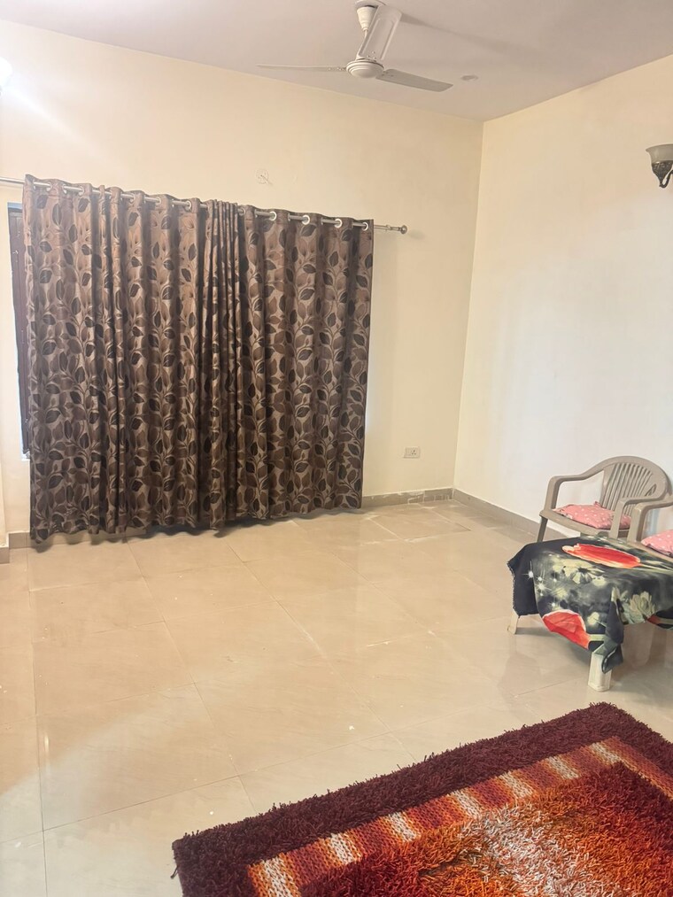 Bedroom, subhash road 3 Bedroom 1500 Sq.Ft. Builder Floor In Subhash Road Dehradun 9575698