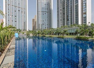Swimming Pool in 3 BHK Apartment at Oberoi Realty Esquire, Goregaon East – for Rent