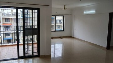 Room in 3 BHK Apartment at Brahma Suncity, Wadgaon Sheri – for Rent