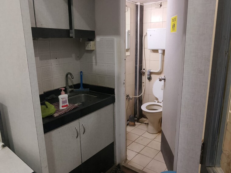 Washroom, crystal-plaza-andheri-west Commercial Office Space 450 Sq.Ft. In Andheri West Mumbai 9575856