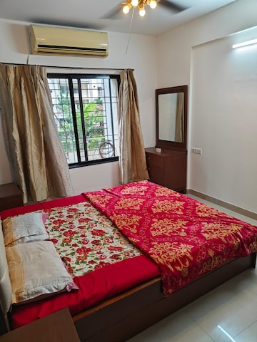 Bedroom in 3.5 BHK Apartment at Wadgaon Sheri – for Rent