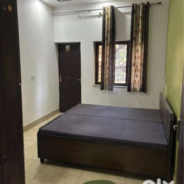 Bedroom in 2 BHK Builder Floor at Sahastradhara Road – for Rent