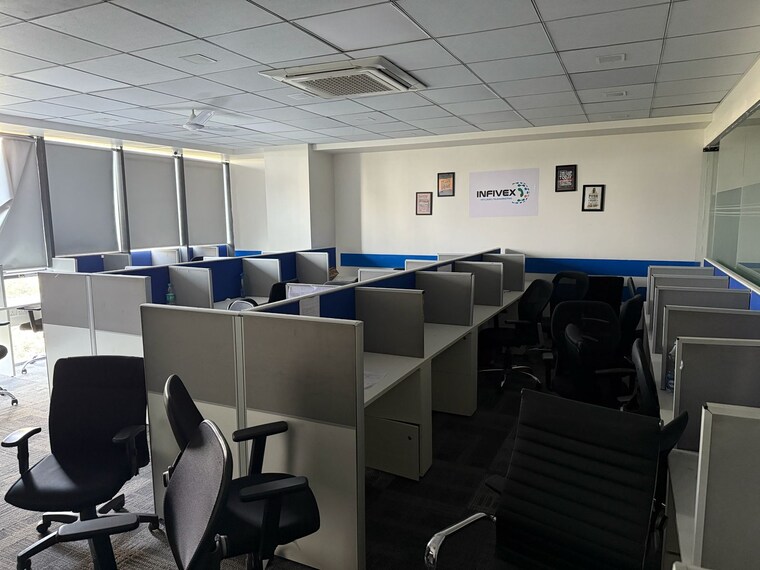 Team Area, marvel-fuego Commercial Office Space 2100 Sq.Ft. In Magarpatta Road Pune 9575926