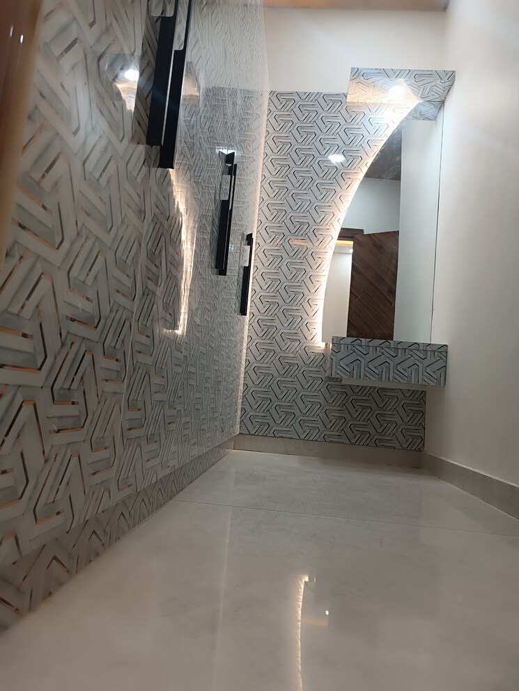 Bathroom, modipuram 4 Bedroom 183 Sq.Yd. Villa In Modipuram Meerut 9576042