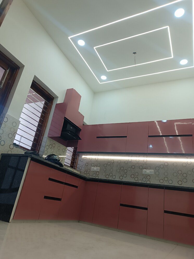 Kitchen, modipuram 4 Bedroom 183 Sq.Yd. Villa In Modipuram Meerut 9576042
