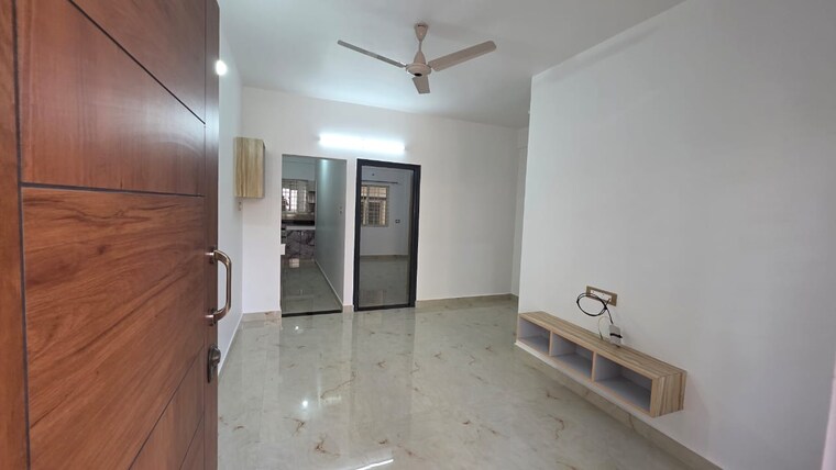 Room, marathahalli 1 Bedroom 600 Sq.Ft. Apartment In Marathahalli Bangalore 9575945