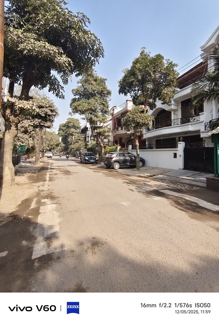 Exterior View, rwa-apartments-sector-41 6+ Bedroom 180 Sq.Mt. Independent House In Sector 41 Noida 9576047