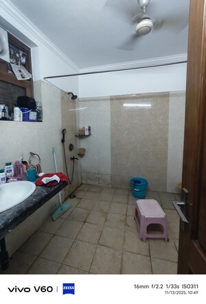 Bathroom in 6+ BHK Independent House at RWA Apartments Sector 41, Sector 41 – for Sale