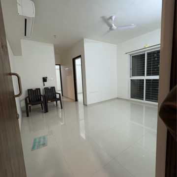 2 BHK Apartment For Rent in Lodha Amara Tower 32 And 33, Sandoz Baug
