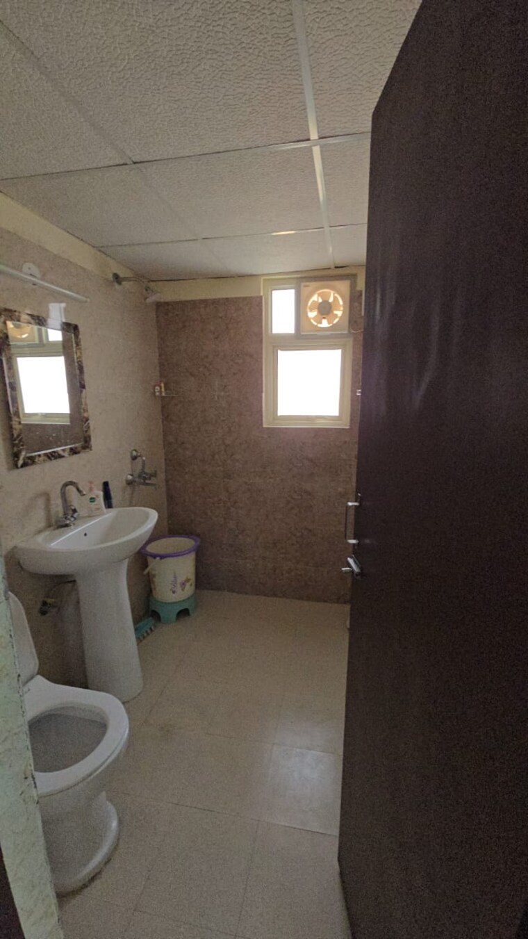 Bathroom, sanchar-residency 3.5 Bedroom 1779 Sq.Ft. Apartment In Raj Nagar Extension Ghaziabad 9576060