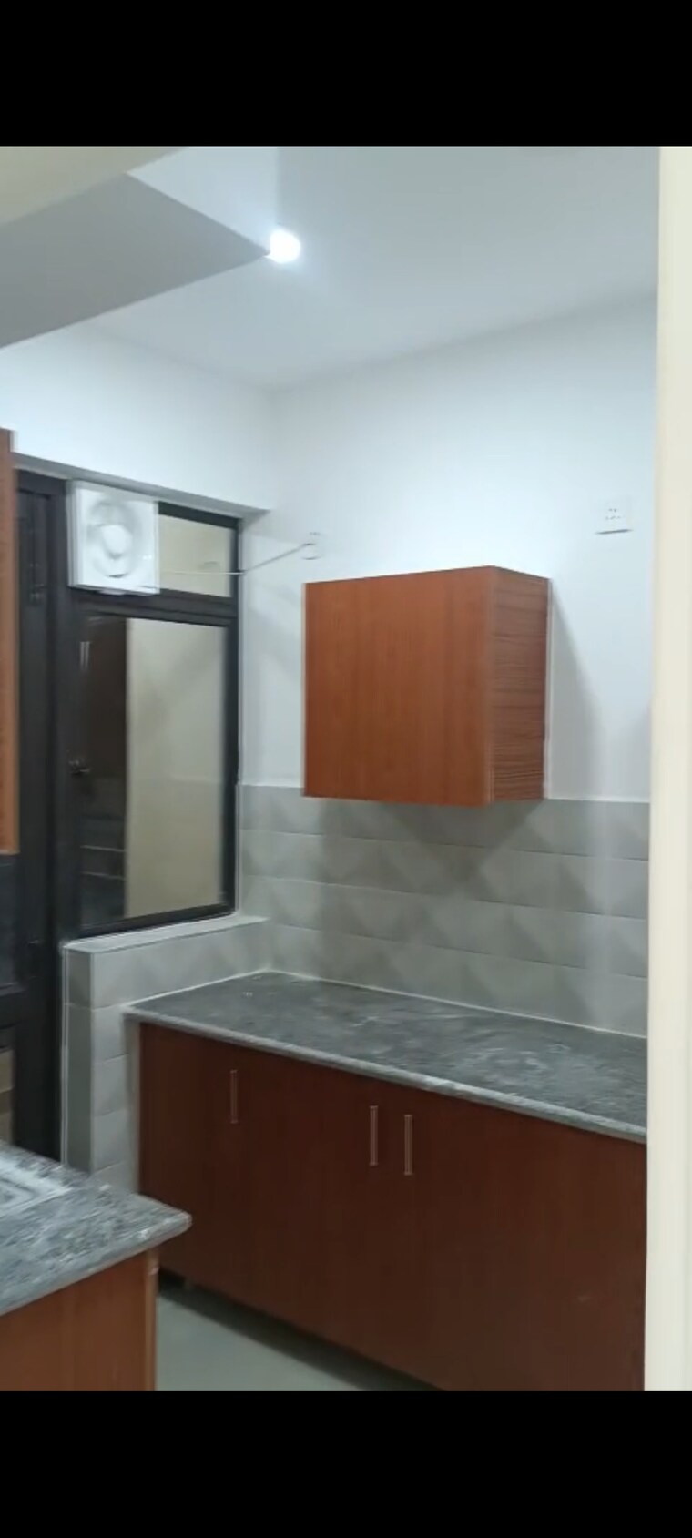 Room, rg-luxury-homes 2.5 Bedroom 1342 Sq.Ft. Apartment In Sector 16b Greater Noida Greater Noida 9576074