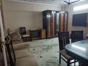 Living Room in 1 BHK Builder Floor at Preet Vihar – for Rent