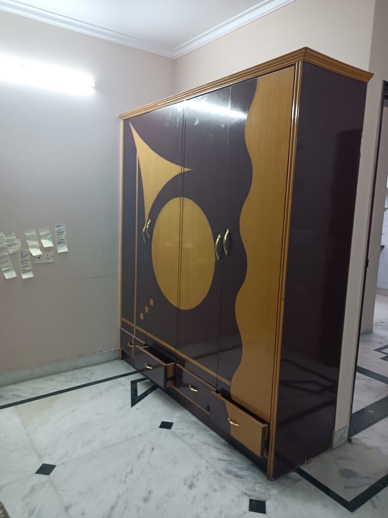 undefined, preet vihar 1 Bedroom 1300 Sq.Ft. Builder Floor In Preet Vihar Delhi 9576076