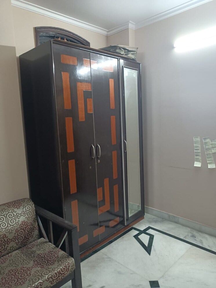 undefined, preet vihar 1 Bedroom 1300 Sq.Ft. Builder Floor In Preet Vihar Delhi 9576076