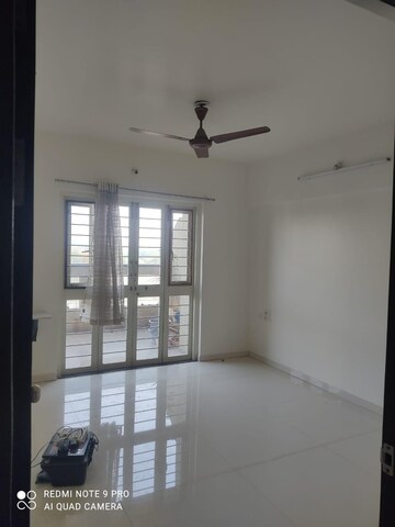 2 BHK Apartment For Rent in Uttam Townscapes, Yerawada